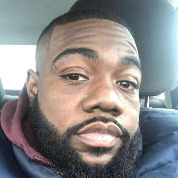 Meet your Posher, Derrick - Picture 1 of 1